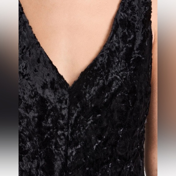 NWT Vince Crushed Velvet Midi Slip Dress Black Size M Luxe Evening Cocktail - Picture 13 of 16